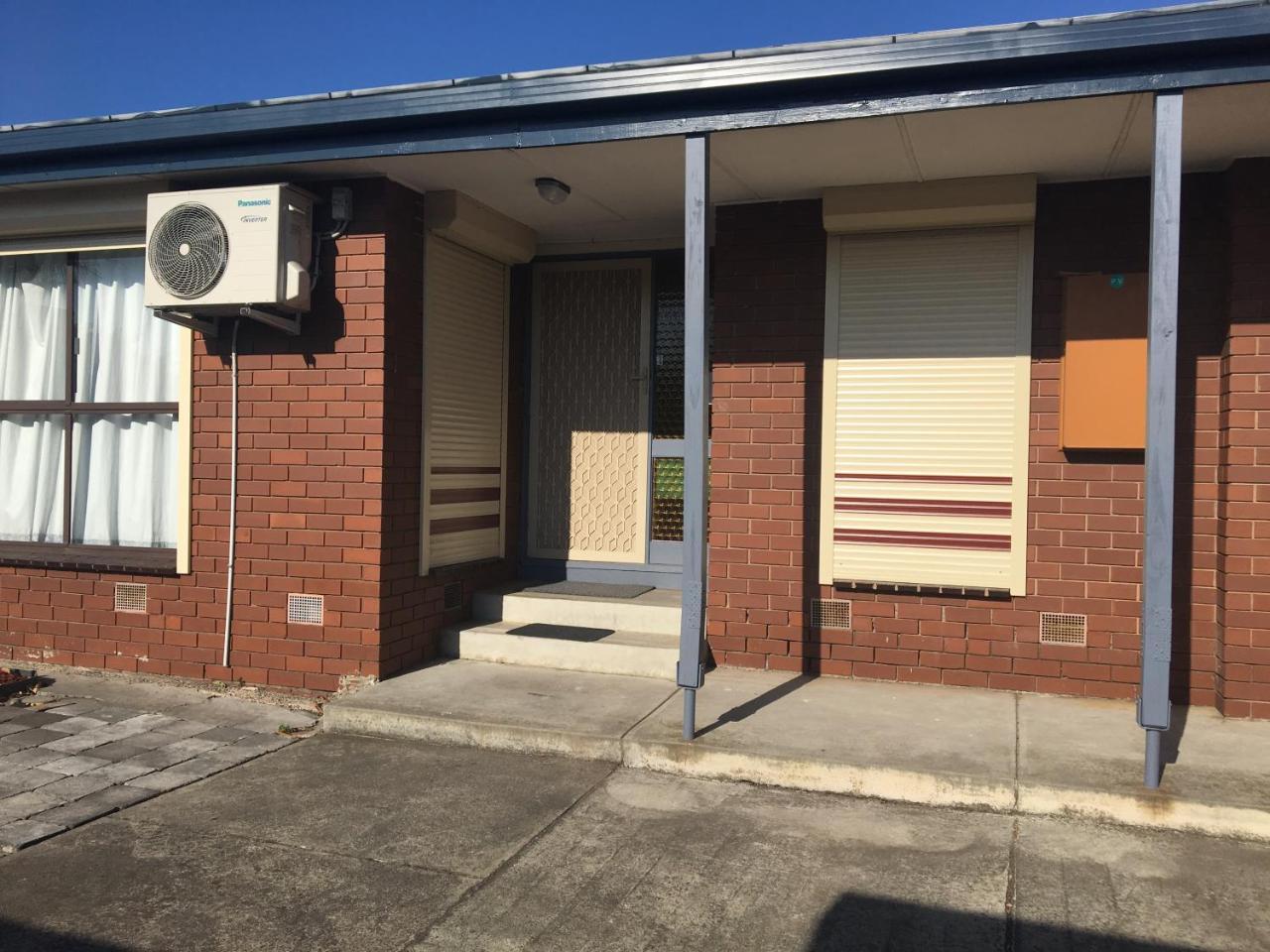 Entire Hume House Villa Melbourne Ngoại thất bức ảnh