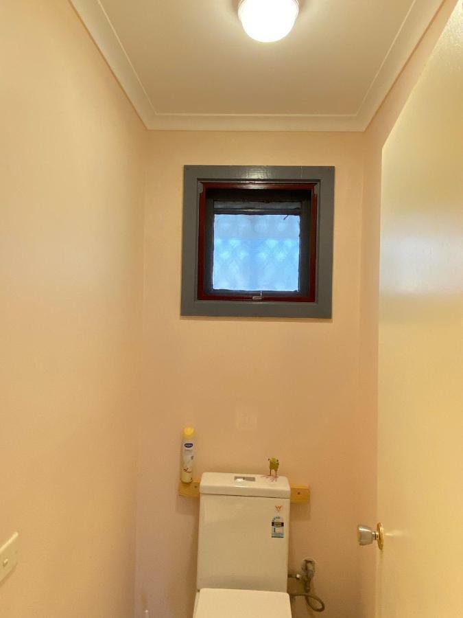 Entire Hume House Villa Melbourne Ngoại thất bức ảnh