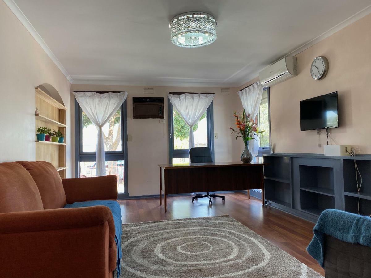 Entire Hume House Villa Melbourne Ngoại thất bức ảnh